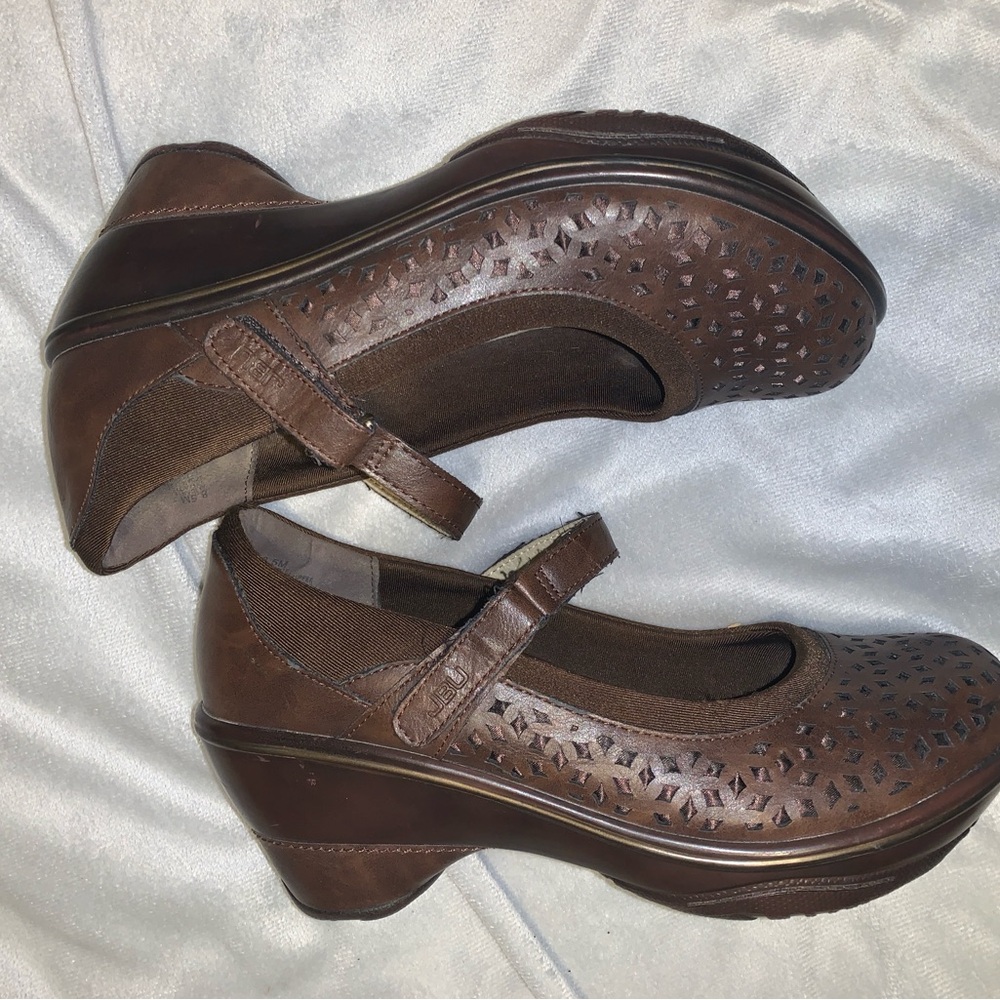 JBU Jambi Brown alicante Mary Jane laser cut Heels size 8.5 double layer vegan - Picture 7 of 8